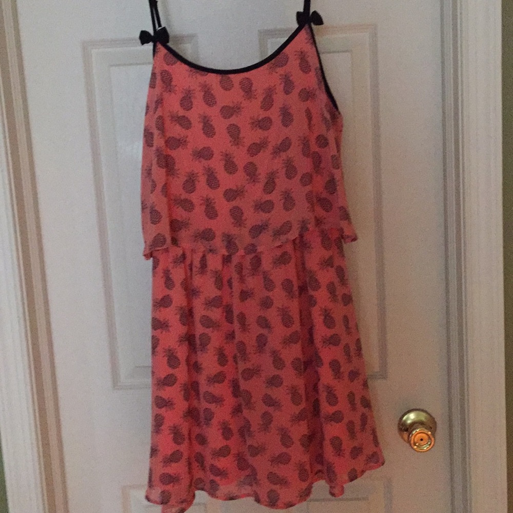 Cute easy to wear dress size medium